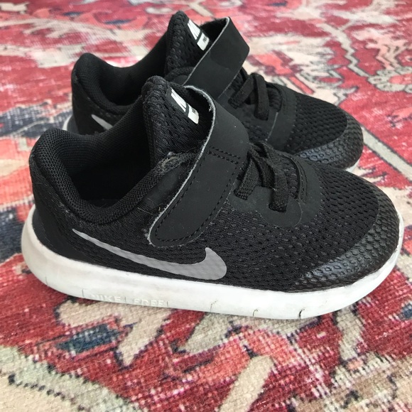 Nike Shoes Free Rn Toddler Black Sneakers Size 8c Poshmark